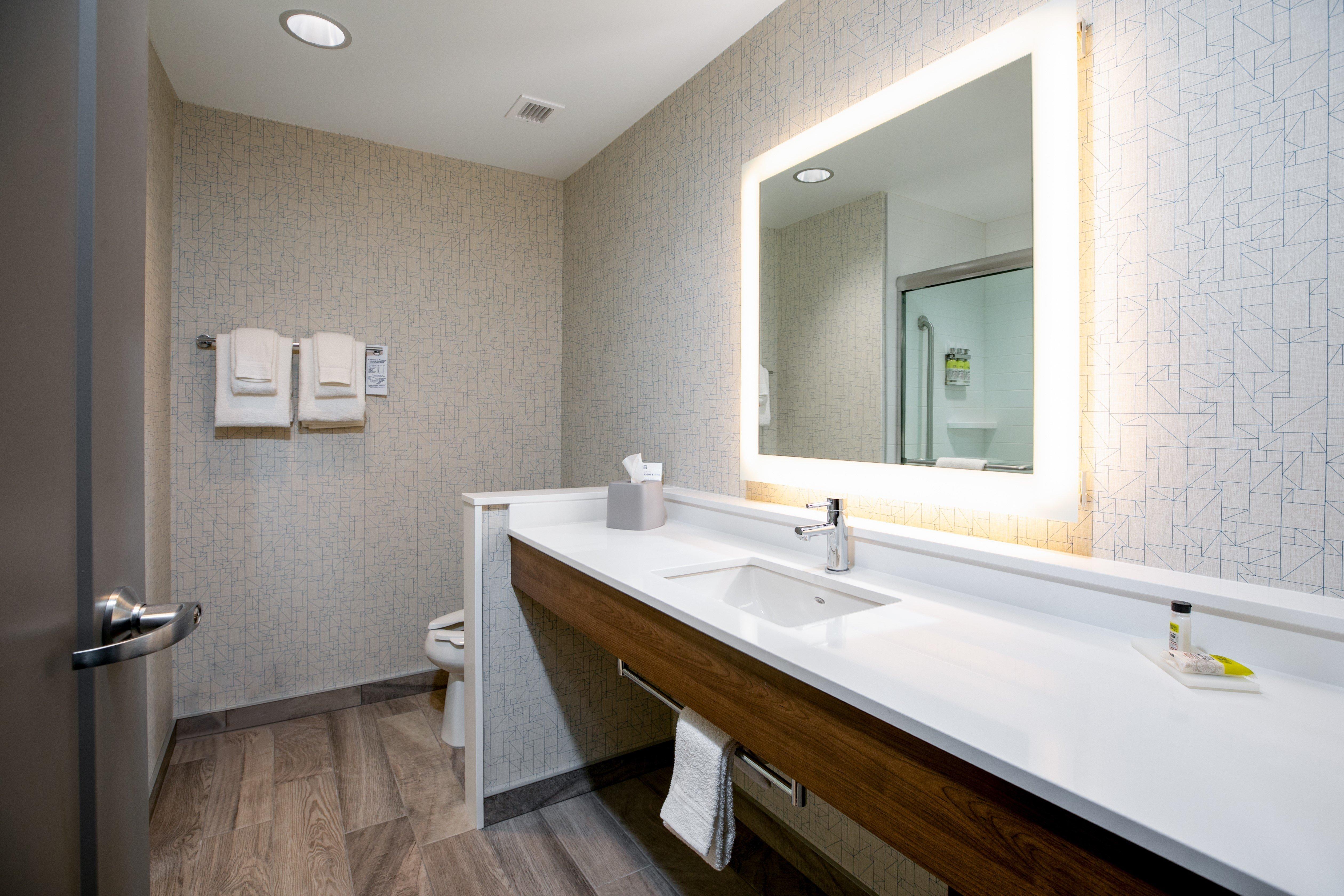 Holiday Inn Express - Lethbridge Southeast, An Ihg Hotel Extérieur photo