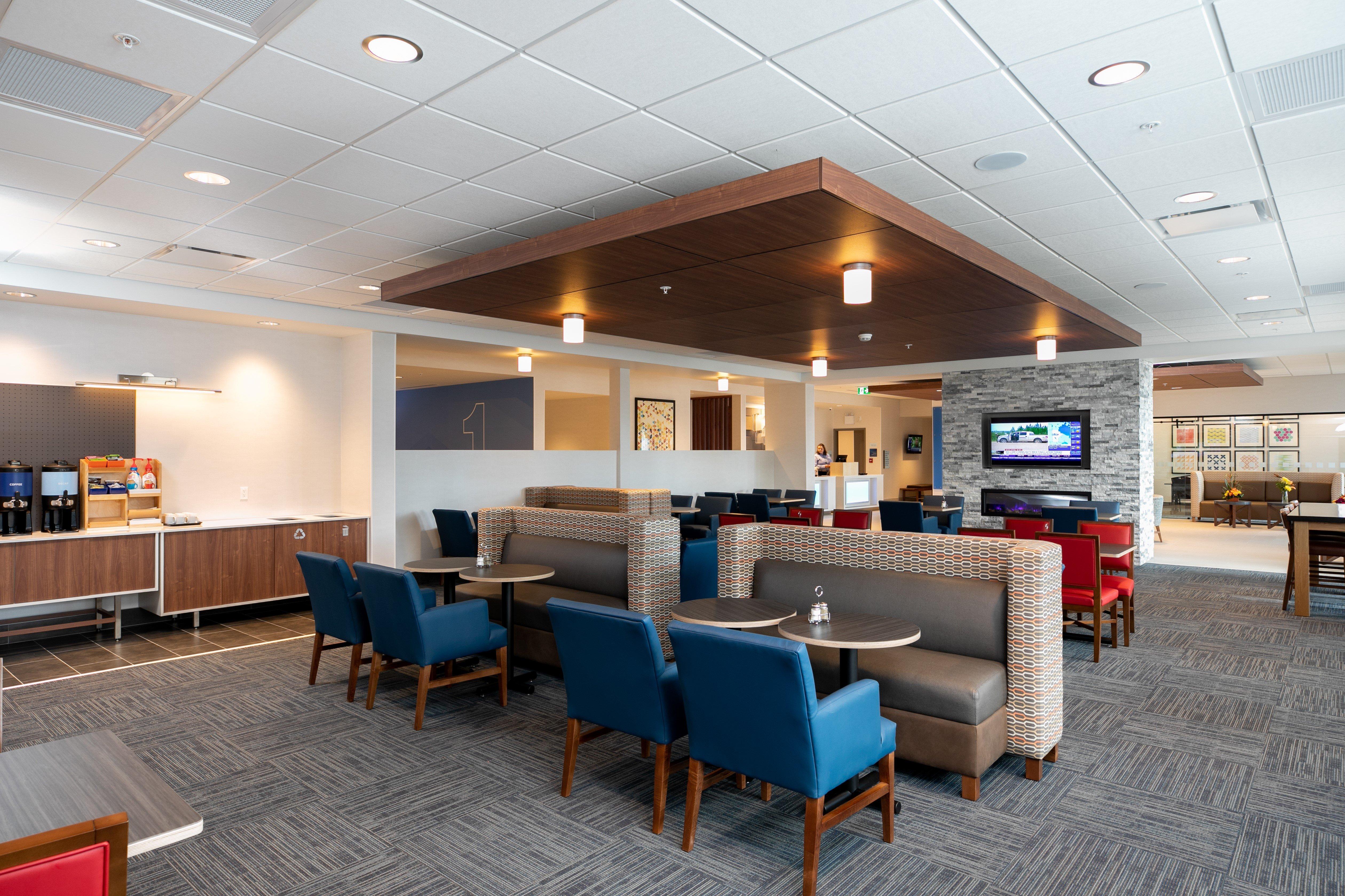 Holiday Inn Express - Lethbridge Southeast, An Ihg Hotel Extérieur photo